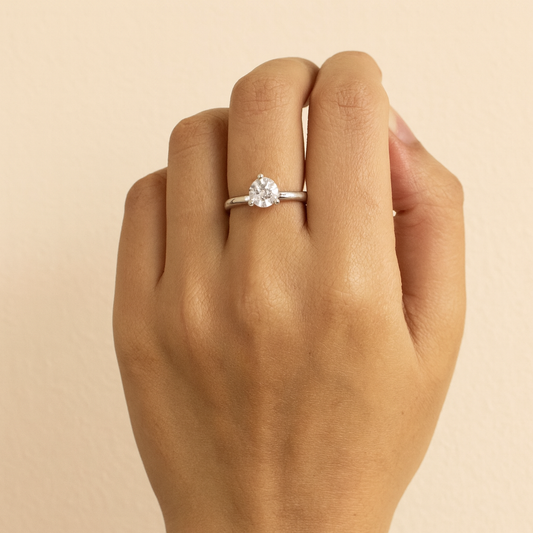 Solitaire Glamour Ring