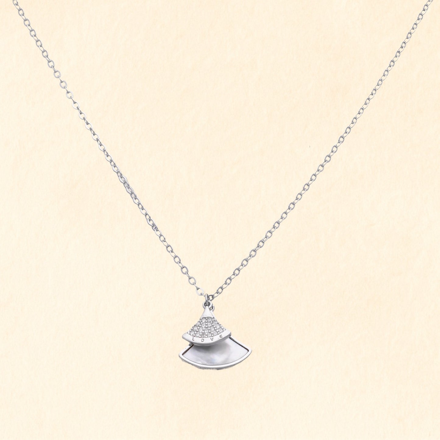 Elegant Fan Silver Pendant