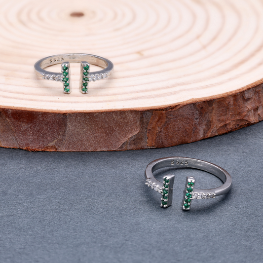 Green Stone Twin Bar Toe Ring