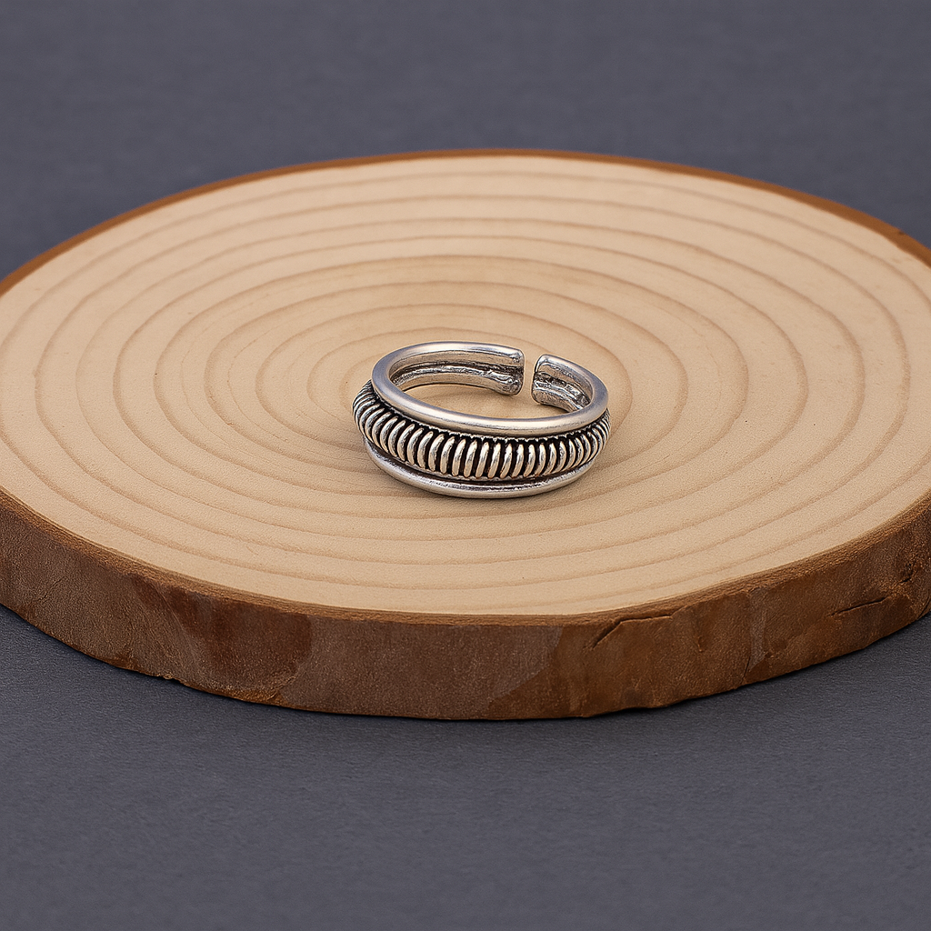 Classic Coil Design Toe Ring