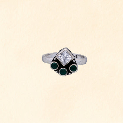 Emerald and White Stone Toe Ring