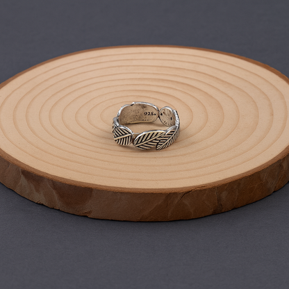 Leaf Pattern Silver Toe Ring