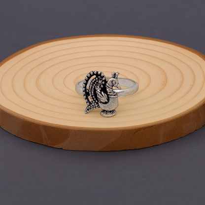 Oxidised Peacock Silver Toe Ring