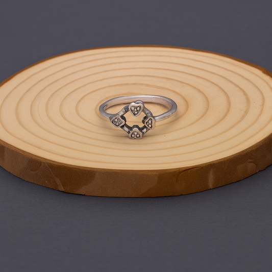 Heart Motif Silver Toe Ring