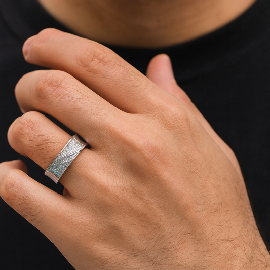 Wave Pavé Band Ring