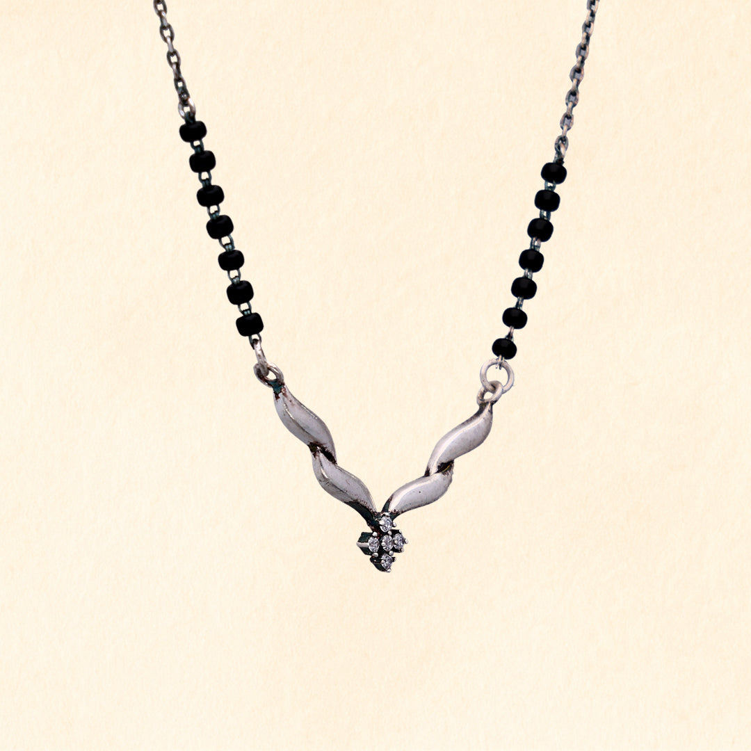 Twist Knot Mangalsutra