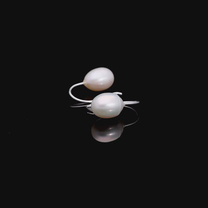 Luna Pearl Drops