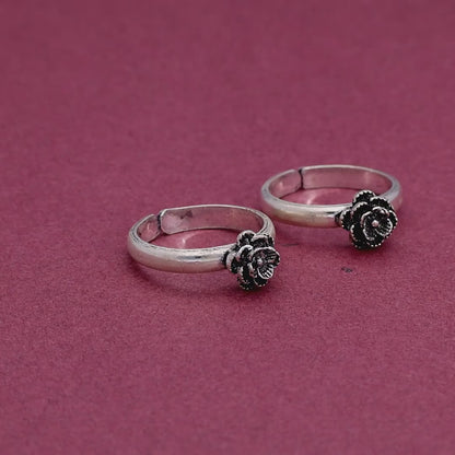 Rose Bloom Silver Toe Ring